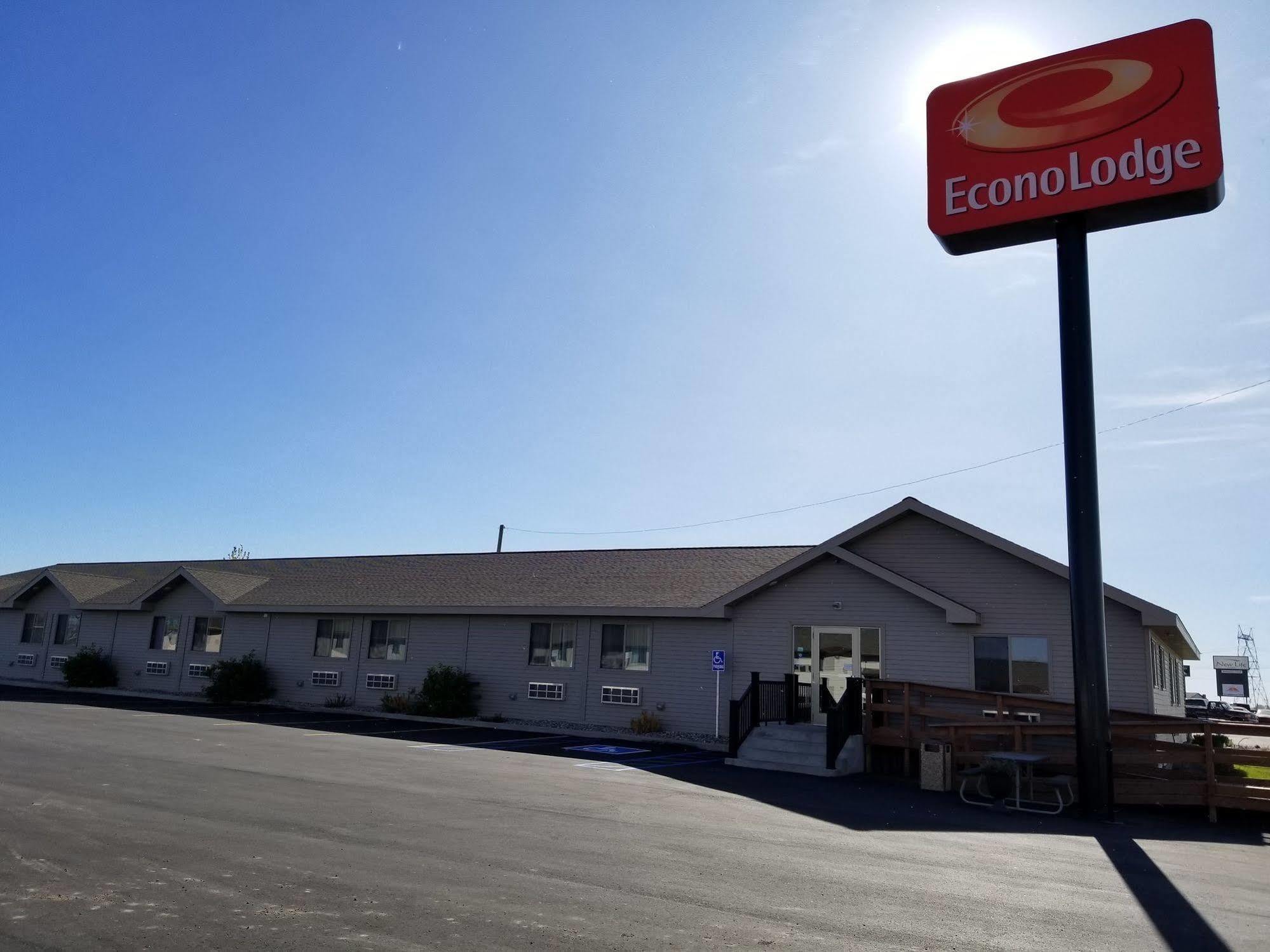 Econo Lodge Jamestown Exterior photo
